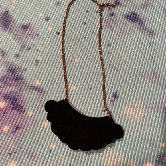 Beautiful Beaded Necklace - Picture 2 of 6